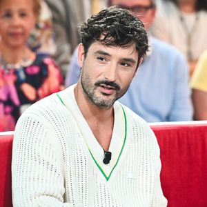 Jérémy Frérot annonce la fin d'une aventure

Exclusif - Jérémy Frérot - Enregistrement de l'émission "Vivement dimanche" au studio Gabriel, présentée par M.Drucker, et diffusée sur France 3.
© Guillaume Gaffiot / Bestimage