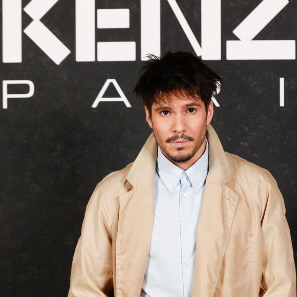 François Civil - Photocall du défilé KENZO "Collection Homme Prêt-à-Porter Automne/Hiver 2025-2026" au Palais de Chaillot lors de la Fashion Week de Paris (PFW), le 24 janvier 2025.
© Christophe Clovis/Bestimage