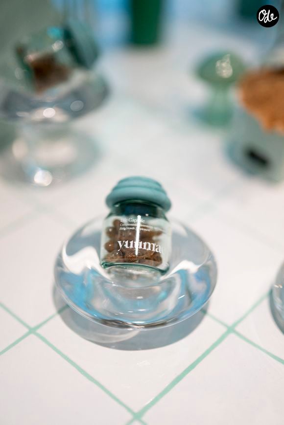 Exclusif - Atmosphère lors du lancement de la gamme de soins cheveux "Yuumae" de Coralie Porrovecchio, à Paris, le 6 décembre 2025. 

© Pierre Perusseau/Bestimage