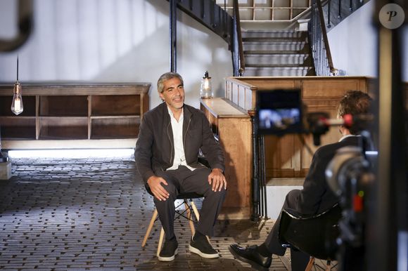 Exclusif - Ary Abittan pendant l’enregistrement d’Animaux Stars, présenté par B.Montiel et diffusé le 4 octobre 2025 sur Animaux TV, à Paris, France le 3 juillet 2025. © Jack Tribeca/Bestimage