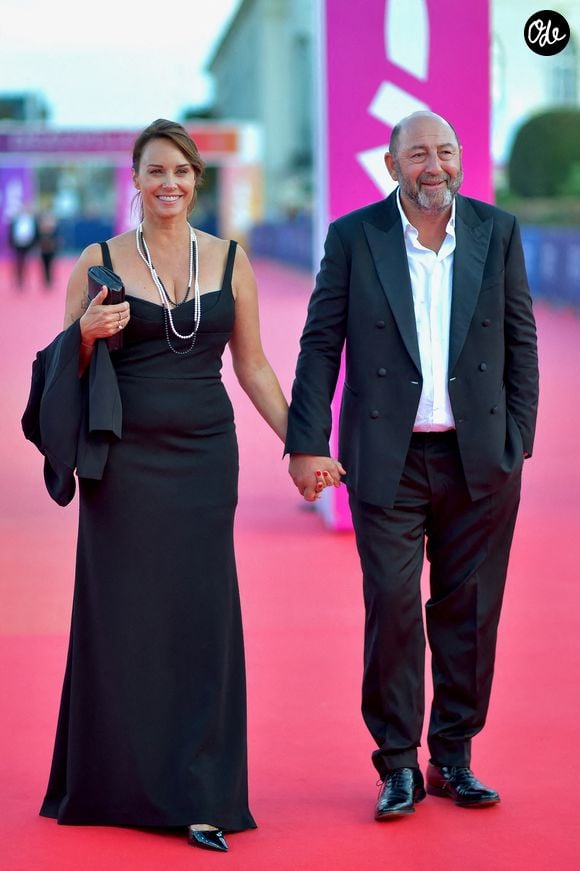 Kad Merad et Julia Vignali assistent à la projection du film « Nouvelle Vague » dans le cadre du 51e Festival du cinéma américain de Deauville, le 12 septembre 2025 à Deauville, en France. Photo de Franck Castel/ABACAPRESS.COM