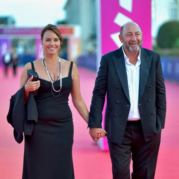 Kad Merad et Julia Vignali assistent à la projection du film « Nouvelle Vague » dans le cadre du 51e Festival du cinéma américain de Deauville, le 12 septembre 2025 à Deauville, en France. Photo de Franck Castel/ABACAPRESS.COM
