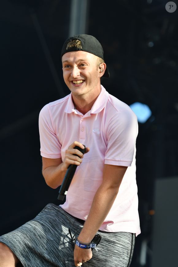 Vald - Festival Solidays à l'Hippodrome de Longchamp à Paris - Jour 3 le 25 juin 2017. © Lionel Urman/Bestimage