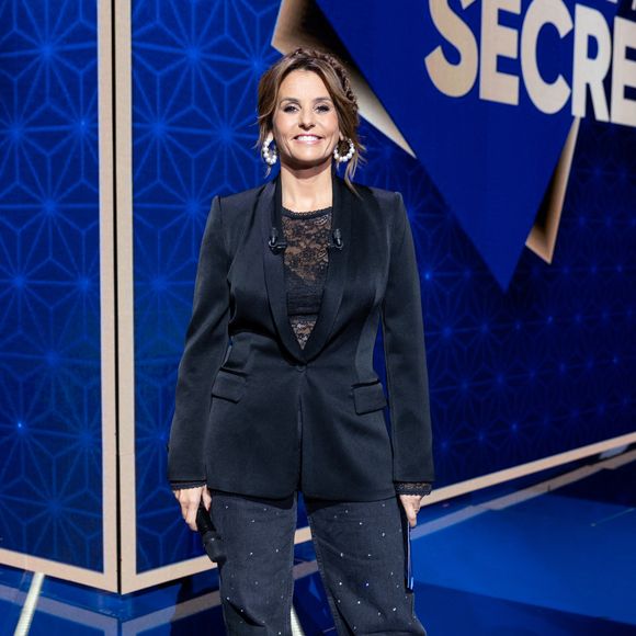 Contactés par Purepeople, des voisins évoquent "une femme simple", qui se rend régulièrement dans les différents commerces et restaurants avec ses proches...

Faustine Bollaert lors de l'enregistrement de l'émission "La Boîte à secrets" dans les studios du Lendit à Saint-Denis, France, le 23 septembre 2025. Crédit Cyril Moreau/Bestimage