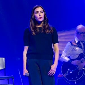 Olivia Ruiz sur scène lors de la soirée de gala de la Fondation Recherche Alzheimer- Paris 2026 à l'Olympia le 30 mars 2026.

© Borde / Rindoff / Bestimage
