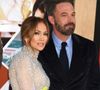 Selon TMZ, l'acteur aurait cédé sa part à son ex

Jennifer Lopez, Ben Affleck à une avent-première. Photo : Backgrid USA / Bestimage