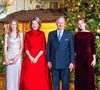 Dans un récent article du "Daily Mail", nos confrères du média britannique confient les secrets d'un groupe WhatsApp ultra exclusif.
La princesse Eléonore de Belgique, La reine Mathilde de Belgique, Le roi Philippe de Belgique, La princesse Elisabeth de Belgique - La famille royale de Belgique arrive au concert de Noël au palais royal et pose pour les photos traditionnelles devant le sapin à Bruxelles le 18 décembre 2024.