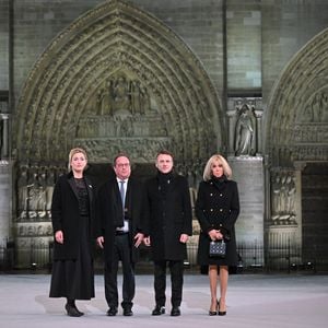 (L to R) Julie Gayet and Former French President, François Hollande, French President, Emmanuel Macron and his wife, Brigitte Macron attend the welcome ceremony at official reopening ceremony of Notre-Dame Cathedral in Paris, France on December 7, 2024, after more than five-years of reconstruction work following the April 2019 fire. © Eliot Blondet/Pool/Bestimage