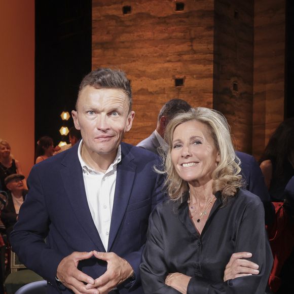Sylvain Tesson et Claire Chazal à l'enregistrement de l'émission "Le Grand Echiquier : Spéciale Arménie" à l'Opéra royal de Versailles, présentée par C.Chazal et A.Manoukian, et diffusée le 31 août sur France 2. © Jack Tribeca / Bestimage