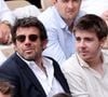 Le fils aîné de Patrick Bruel est une "tête"

Patrick Bruel et son fils Oscar dans les tribunes lors des Internationaux de France de Tennis de Roland Garros © Dominique Jacovides/Bestimage