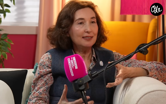 La philosophe espagnole Elsa Punset rappelle que l'on perd aussi les projets, les habitudes et les rêves que l'on avait construits avec l'autre.

Capture d'écran Youtube