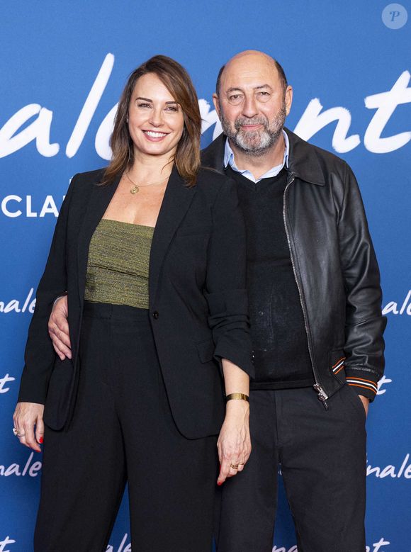 Julia Vignali et son mari Kad Merad - Avant-première du film "Finalement" de C. Lelouch qui fête son 87ème anniversaire au Grand Rex à Paris le 30 octobre 2024. © Pierre Perusseau/Bestimage