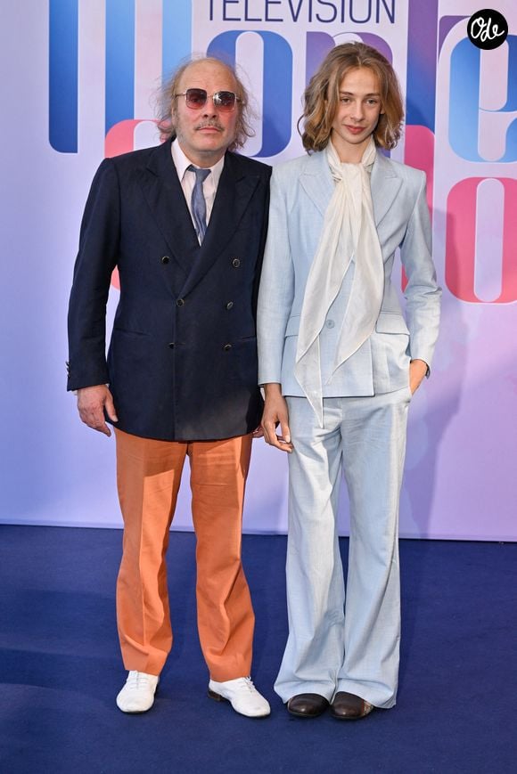 Philippe Katerine et Billy Blanchard lors de la séance photo du film « Les Derniers Jours de Charles Baudelaire » dans le cadre du 65e Festival de télévision de Monte-Carlo, le 13 juin 2026 à Monte-Carlo, Monaco. Photo de Julien Reynaud/APS-Medias/ABACAPRESS.COM