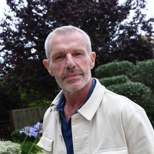 À la disparition de ses parents, cette maison est devenue un point d'ancrage essentiel pour le comédien

Lambert Wilson (invité d'honneur du festival) lors de la 11ème édition du festival Cinéma & musique de film de La Baule le 27 juin 2025.
© Rachid Bellak / Bestimag