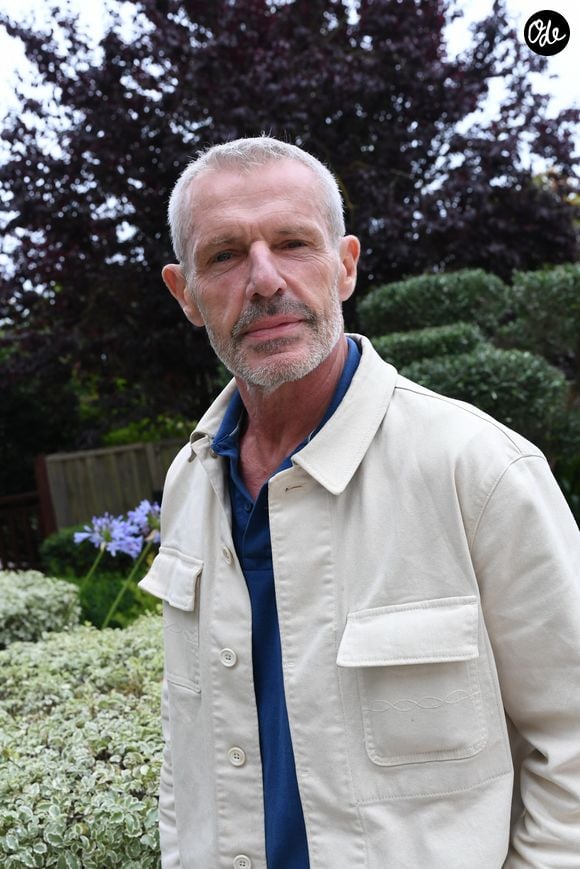 À la disparition de ses parents, cette maison est devenue un point d'ancrage essentiel pour le comédien

Lambert Wilson (invité d'honneur du festival) lors de la 11ème édition du festival Cinéma & musique de film de La Baule le 27 juin 2025.
© Rachid Bellak / Bestimag