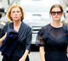 Après la disparition de Bernadette Chirac, l’heure était à l’hommage en la basilique Sainte-Clotilde.

Michèle Laroque et sa fille Oriane Deschamps aux funérailles de B. Chirac à la basilique Sainte-Clotilde à Paris (7e). 
© Jacovides / Liewig / Bestimage