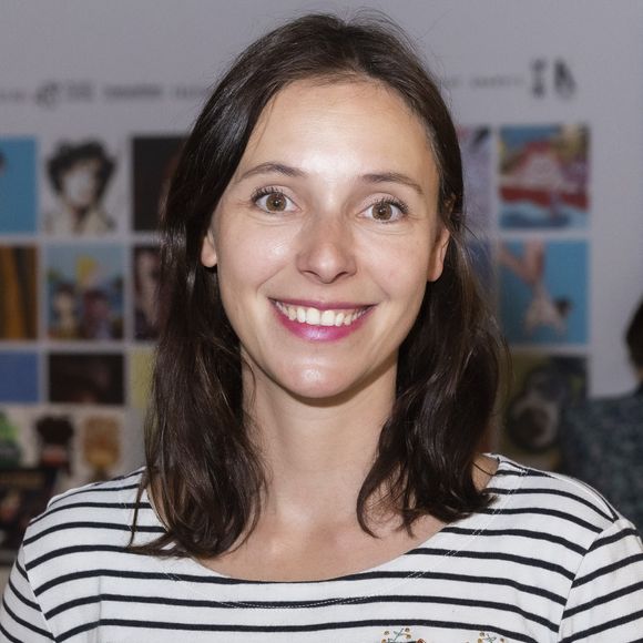 Lolita Séchan au Festival du Livre de Paris au Grand Palais éphémère à Paris, France, le 23 avril 2022. 

Photo : Jack Tribeca / Bestimage