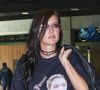 La comédienne s'est particulièrement fait remarquer en portant un t-shirt affichant le visage de Léa Seydoux, sa partenaire de l'époque dans La vie d'Adèle.

BGUK_3582915 - Cannes, FRANCE L'actrice française Adèle Exarchopoulos a été aperçue à son arrivée à l'aéroport de Nice avant le 79e Festival de Cannes, portant un ensemble entièrement noir composé d'un t-shirt graphique, d'un legging, d'un sac à bandoulière Lacoste et de mules noires. La star avait l'air à la fois confortable et chic alors qu'elle se préparait pour le festival sur la Côte d'Azur.
Sur la photo : Adele Exarchopoulos 
Backgrid UK/ Bestimage