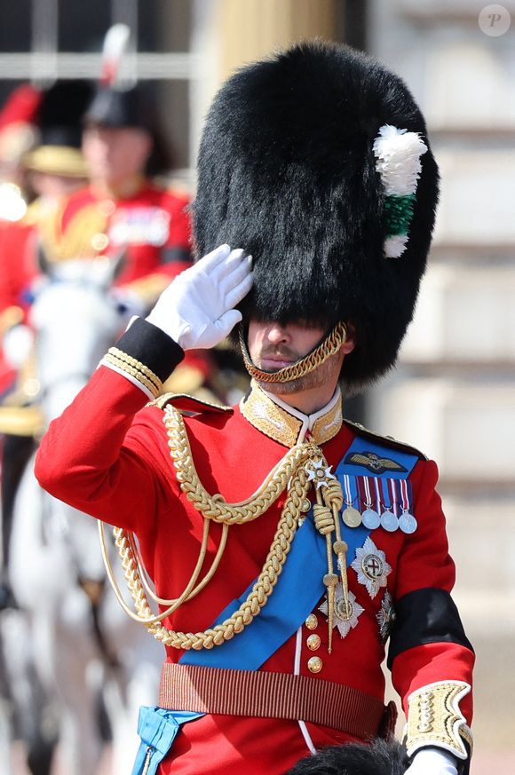 Les royaux quittent le palais de Buckingham avant la cérémonie de la montée des couleurs dans le centre de Londres, alors que le roi Charles III célèbre son anniversaire officiel, le 14 juin 2025, à Londres, Royaume-Uni. Photo by Stephen Lock/i-Images/ABACAPRESS.COM