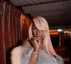 En effet, ses détracteurs critiquent l'utilisation d'un langage argotique dans ses chansons, et affirment qu'elle dévaloriserait ainsi la langue française.
Aya Nakamura porte des bijoux Messika (bracelet Move Link trois rangs et un bangle Move Noa) lors d'une soirée privée au restaurant Dar Mima à l’intérieur de l’Institut du Monde Arabe à Paris, France, le 16 novembre 2024. © Messika via Bestimage