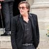 “C’est un des plus grands vins du monde !”, se réjouit Thomas Dutronc

Thomas Dutronc, la main sur le coeur en guise de remerciement envers la foule d'admirateurs venue nombreuse pour rendre un dernier hommage à sa mère - Sortie des obsèques de l'auteure-compositrice-interprète et actrice française Françoise Hardy au crématorium du cimetière du Père-Lachaise à Paris, France, le 20 juin 2024. © Jacovides-Moreau/Bestimage