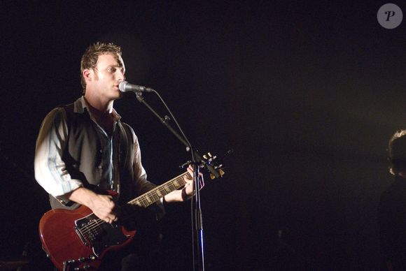 Le chanteur Chris Still se produit en direct lors du festival 'Les Nuits de Champagne' à Troyes, France, le 2 novembre 2007. Il est le fils de Véronique Sanson. Photo par Helder Januario/ABACAPRESS.COM