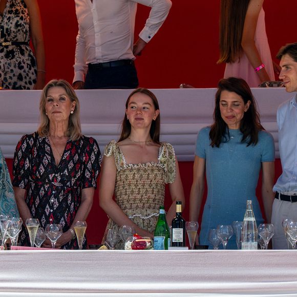 Melanie-Antoinette de Massy (2ème G), la Princesse Caroline de Monaco (3ème G), la Princesse Alexandra de Hanovre (C), Charlotte de Monaco et Ben-Sylvester Strautmann lors du Jumping International Longines de Monte-Carlo à Monaco, le 5 juillet 2025. Photo by Laurent Coust/ABACAPRESS.COM