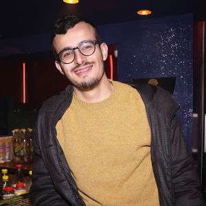 Paul El Kharrat à la 150 ème du spectacle "Tombé du ciel" de Jeanfi Janssens à la Comédie des Champs Elysées à Paris le 13 février 2025. Spectacle suivi d'une réception Restaurant Manko. © Cédric Perrin / Bestimage