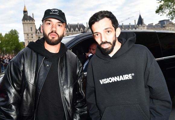 Big Flo et Oli ont avoué dans les colonnes du "Parisien" avoir "passé une période difficile"

Big Flo et Oli - Photocall de la 2ème édition de la cérémonie des Flammes, victoires du rap et de ses courants, au théâtre du Châtelet à Paris, France, le 25 avril 2024. © Veeren/Bestimage