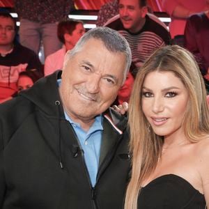 Jean-Marie Bigard et sa femme Lola Marois - Enregistrement de l'émission "La Grosse Rigolade" présentée par C.Hanouna le 1er décembre qui sera diffusée à 21h10 sur C8 le Jeudi 8 décembre 2022 qui réunira les experts de la blague pour une soirée 100% Darka. © Jack Tribeca / Bestimage