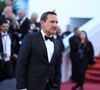 L’acteur a partagé sur Instagram une photo de la statue de la République portant le message : "Lycées délaissés, jeunesse sacrifiée".

Gilles Lellouche lors de la projection du film « Moulin » dans le cadre du 79e Festival de Cannes, au Palais des Festivals, le 17 mai 2026 à Cannes, en France. Photo de Jérôme Domine/ABACAPRESS.COM