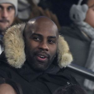 Teddy Riner - Célébrités dans les tribunes du match de Ligue 1 McDonald's opposant le Paris Saint-Germain (PSG) à L’AS Monaco (4-1) au Parc des Princes à Paris le 7 février 2025.