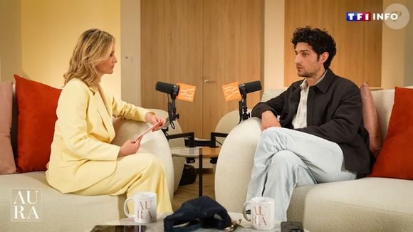 Sa fille lui aurait dit : "Tu ne te rends pas compte. Tous les jours j’y pense.”
Capture d'écran podcast AURA de TF1 avec Louis Garrel