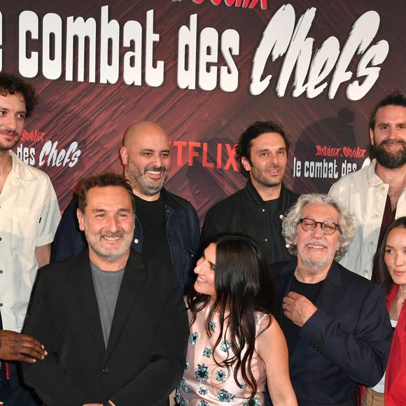À l'occasion de l'avant-première de la série "Astérix et Obélix : Le combat des chefs" qui compte Grégoire au casting, 

Jean-Pascal Zadi, David Marsais, Gilles Lellouche, Jérôme Commandeur, Géraldine Nakache, Alain Chabat, Pio Marmai, Grégoire Ludig, Anais Demoustier et Fred Testot - Photocall de la série Netflix "Astérix et Obélix: le combat des chefs" au Cirque d'Hiver Bouglione à Paris le 29 avril 2025. © Veeren/Bestimage
