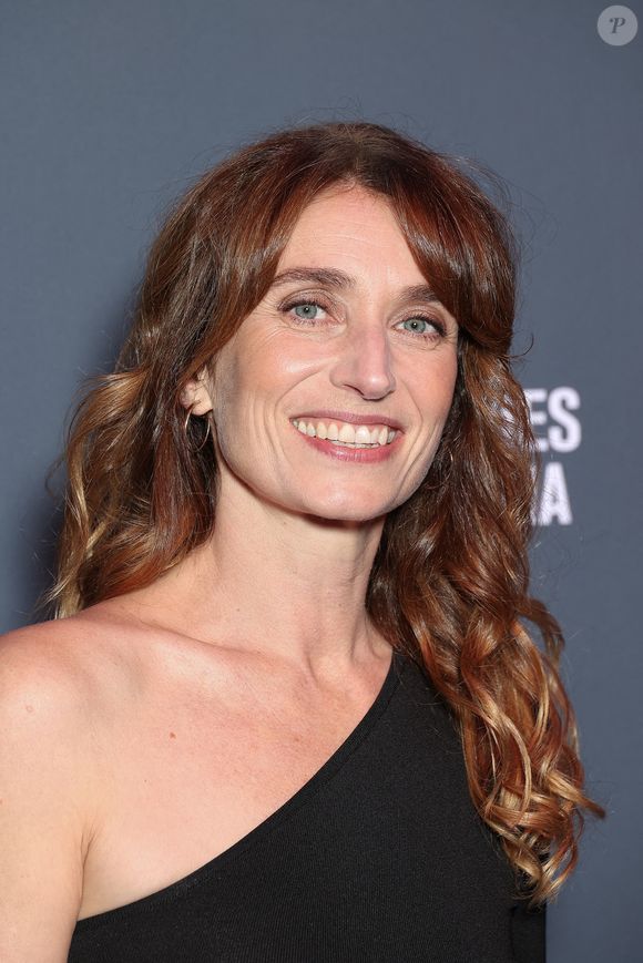 Fanny Herrero assiste au Photocall 'Les Eclats' By Series Mania à La Gaite Lyrique le 13 décembre 2023 à Paris, France. Photo by Nasser Berzane/ABACAPRESS.COM