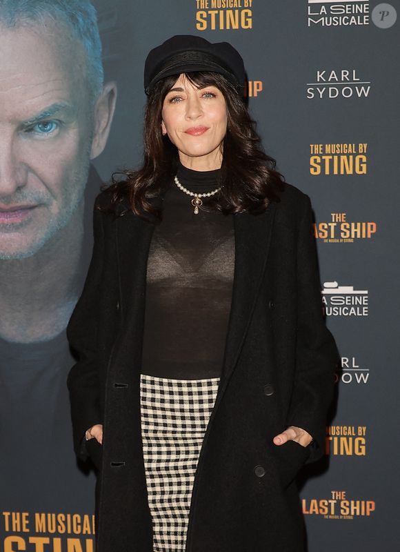 Plus de vingt ans après sa victoire télévisée, la mère du petit Marin conserve une ligne impeccable, presque identique à celle de ses premiers pas médiatiques.

Nolwenn Leroy lors de la générale de "The Last Ship" , Le spectacle musical de Sting, à la Seine Musicale à Boulogne-Billancourt le 19 février 2026.

© Coadic Guirec / Bestimage