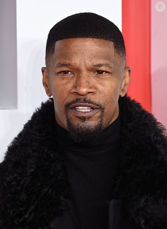 Jamie Foxx a toutefois donné de ses nouvelles sur Instagram, le 15 décembre 2024 : "Merci à tous ceux qui prient et prennent de mes nouvelles", a-t-il écrit.
Jamie Foxx à la première européenne de Creed III, le 15 février 2023 à Londres.