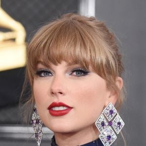Elle a déposé deux empreintes sonores auprès de l’USPTO pour en faire une marque.

Taylor Swift - Photocall de la cérémonie des 65ème Grammy Awards à Los Angeles. Phto par Broadimage / Bestimage