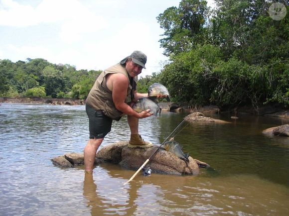 Raphaël, candidat marquant de "Koh-Lanta" en 2004, sur Facebook.