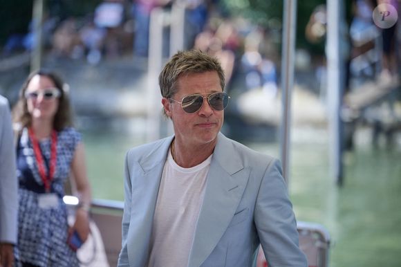 Venice International Film Festival - Brad Pitt au photocall de The Wolfs Backgrid UK/ Bestimage