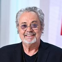 Patrick Hernandez a quitté l'Isle-sur-la-Sorgue depuis son divorce pour un petit village où il y a une curiosité visitée chaque année