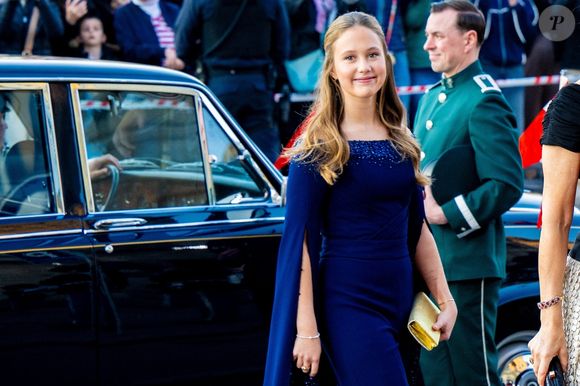 La famille royale danoise assiste à une représentation d'anniversaire sur la vieille scène du Théâtre royal danois à Copenhague à l'occasion du 18e anniversaire de la princesse Isabelle.
Photo by Backgrid USA / Bestimage