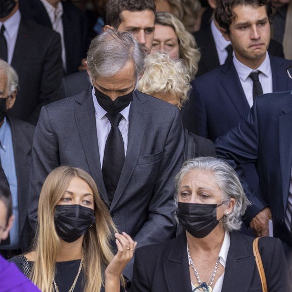 Stella Belmondo, Florence Belmondo, Paul Belmondo, Victor et Giacomo Belmondo - Sorties - Obsèques de Jean-Paul Belmondo en l'église Saint-Germain-des-Prés, à Paris le 10 septembre 2021.
© Cyril Moreau / Bestimage