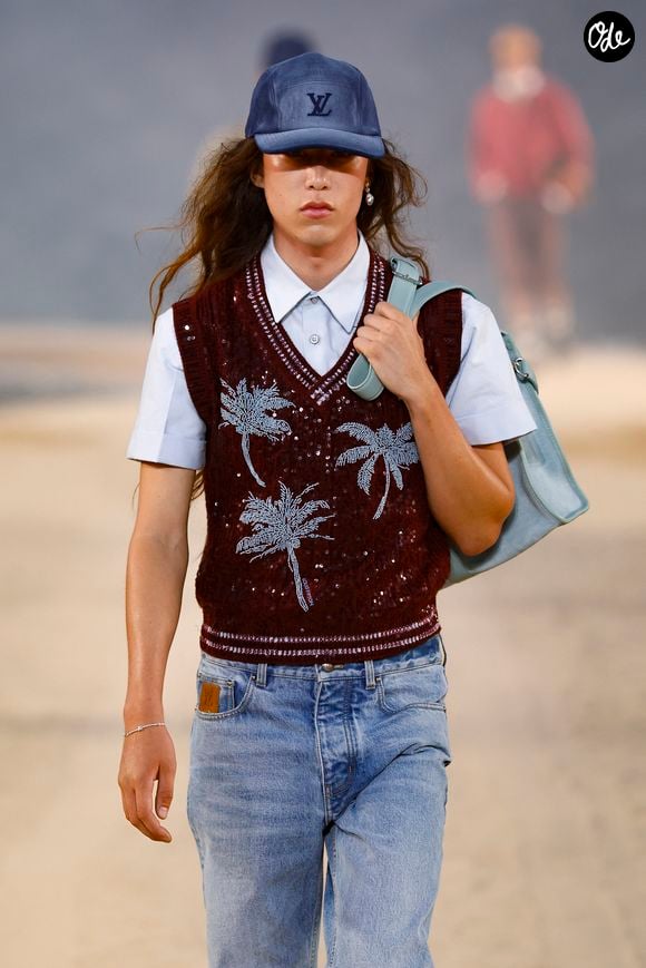 Défilé de mode Louis Vuitton Prêt à Porter Collection Homme Printemps/Été 2027 lors de la Fashion Week de Paris, à la Cité Internationale Universitaire de Paris, France, le 23 juin 2026. © Bestimage