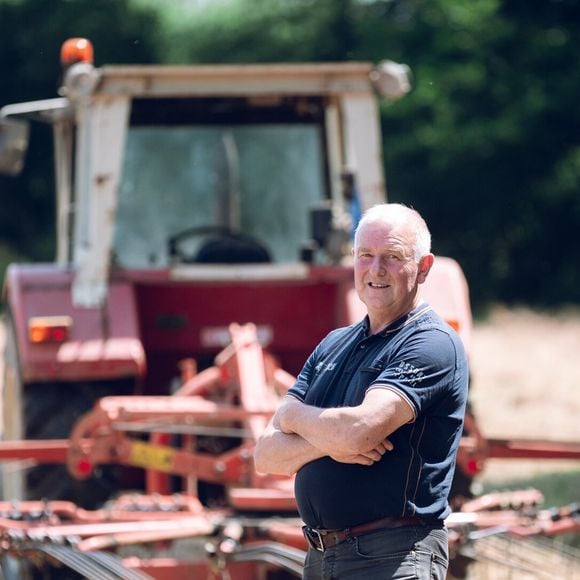 L'amour est dans le pré 2025 : Les prétendants choisis, les portraits des 13 agriculteurs, deux abandons... Tout ce qu'il faut savoir sur la nouvelle saison !