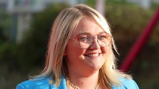 EXCLU Après avoir remporté Mask Singer, Lola Dubini rejoint le casting de Demain nous appartient : "Je n'étais pas prête à tout ça"