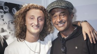 Joalukas Noah se lance dans une nouvelle carrière : le fils de Yannick Noah prêt à suivre les pas de son illustre père ?
