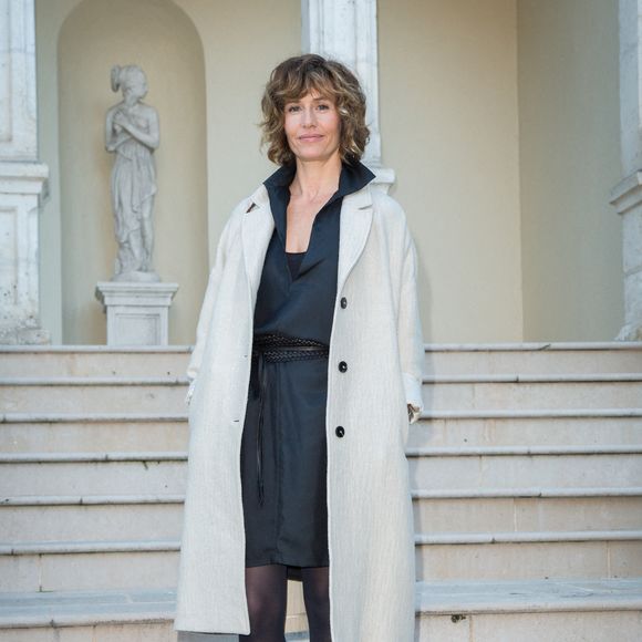 Cécile de France assiste au photocall de 'La Passagère' lors du 31ème Festival du Film de Sarlat, le 10 novembre 2022, France. Photo Nasser Berzane/Abaca