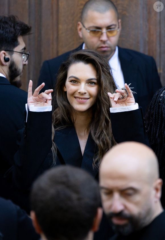 Vittoria Ceretti - Arrivées au défilé Balenciaga Collection Haute Couture Automne/Hiver 2025-2026 lors de la Fashion Week de Paris (PFW), à Paris, France, le 9 juillet 2025. © Thibault Duboucher/Bestimage