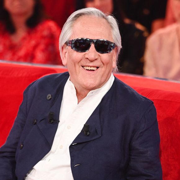 Exclusif - Gilbert Montagné lors de l'enregistrement de l'émission "Vivement dimanche", le 18 mars 2026.

© Guillaume Gaffiot / Bestimage